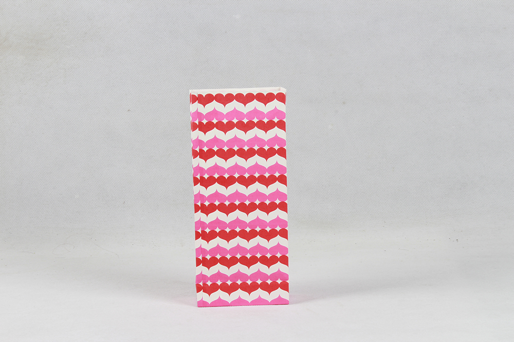 紅色愛(ài)心唯美牛皮食品袋定制