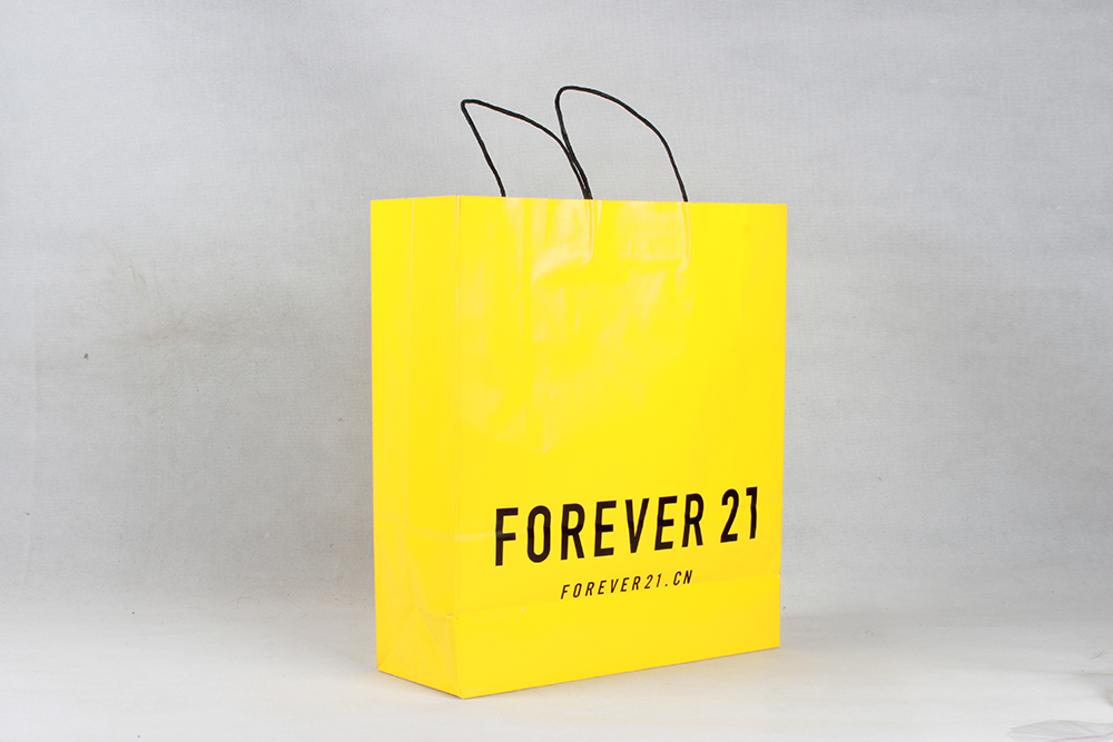 FOREVER21精美服裝牛皮紙袋定制 FOREVER21精美服裝牛皮紙袋定制