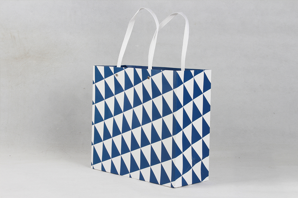 菱形創(chuàng)意型白卡紙袋 菱形創(chuàng)意型白卡紙袋