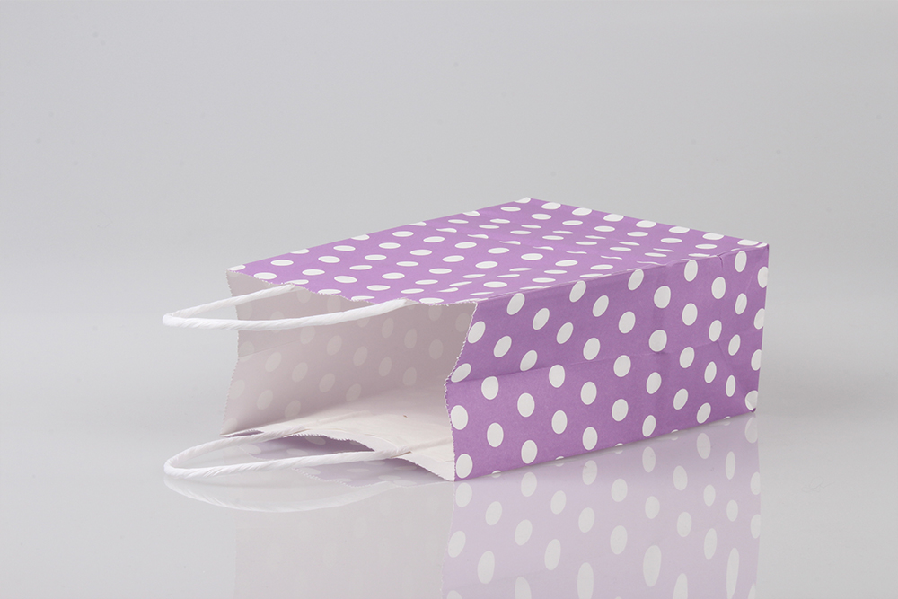 圓點(diǎn)清新禮品白牛皮紙袋 圓點(diǎn)清新禮品白牛皮紙袋