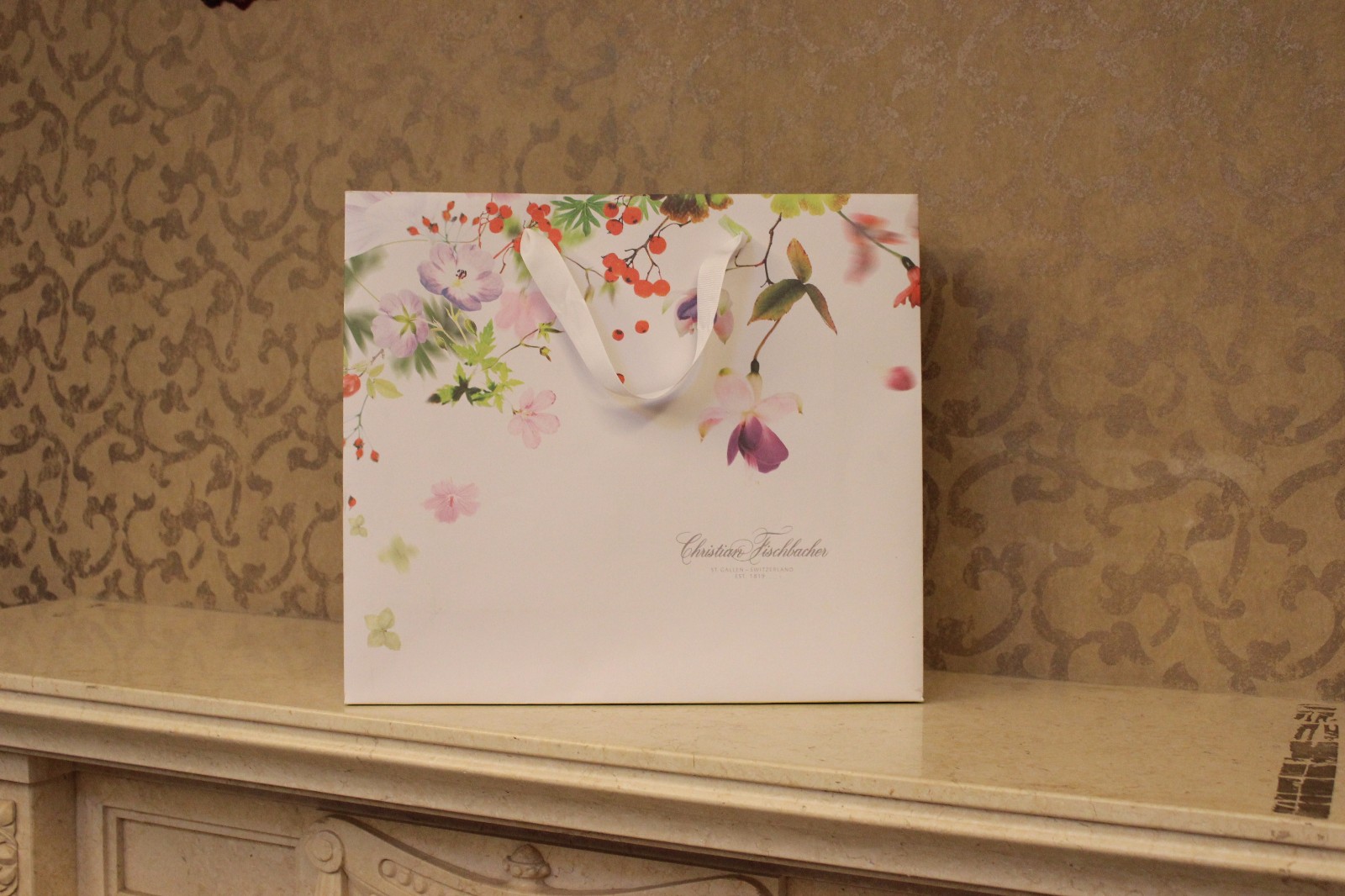 做綠色包裝設(shè)計(jì)時(shí)我們應(yīng)該考慮到哪些？