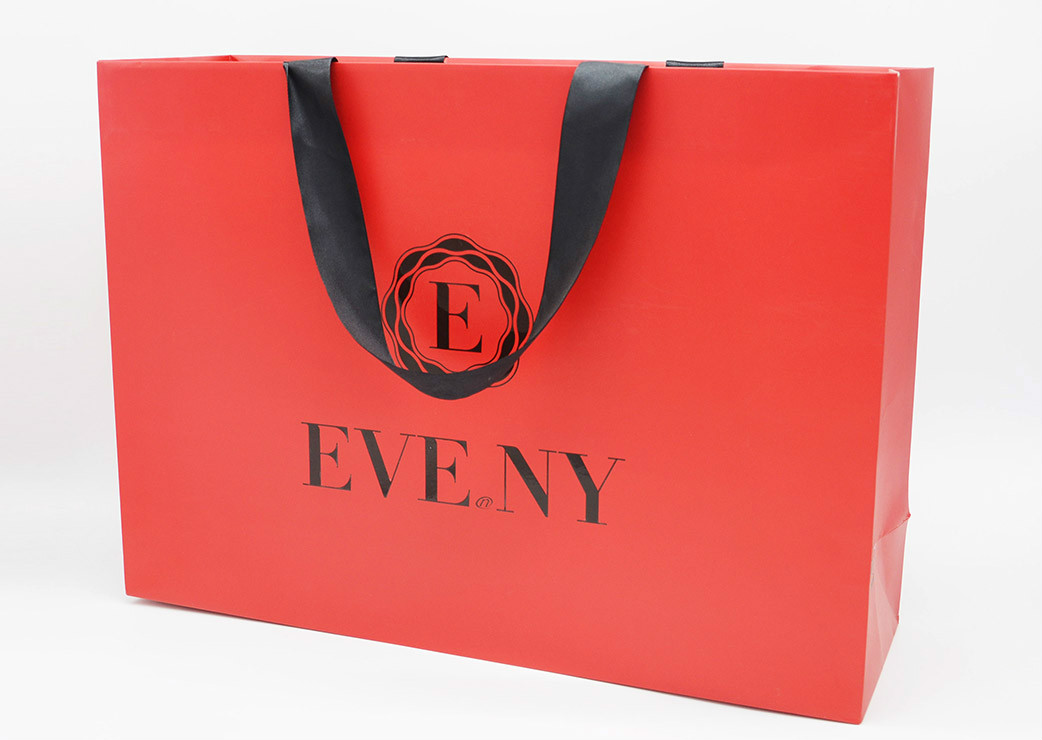 作為宣傳用的手提紙袋，在設(shè)計(jì)時(shí)應(yīng)注意哪些方面