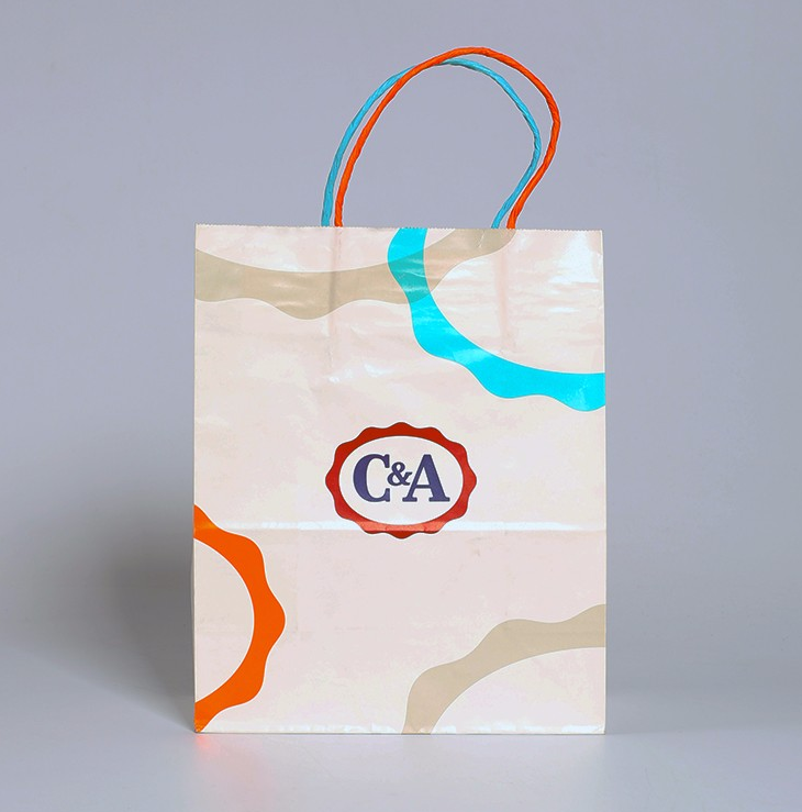 服裝紙袋該找什么樣的廠家來定做？