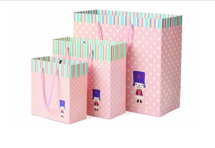 工廠展會禮品紙袋生產(chǎn)的利潤有多少呢