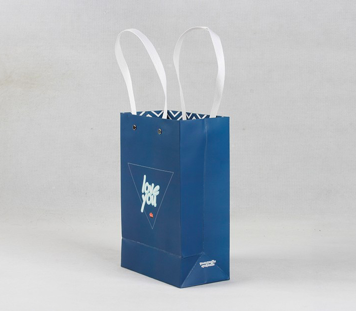 外賣紙袋提手處的設(shè)計(jì)為什么都是圓形的？