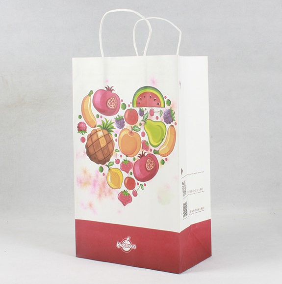 禮品紙袋廠家談?wù)劶埓心男﹥?yōu)點(diǎn)？